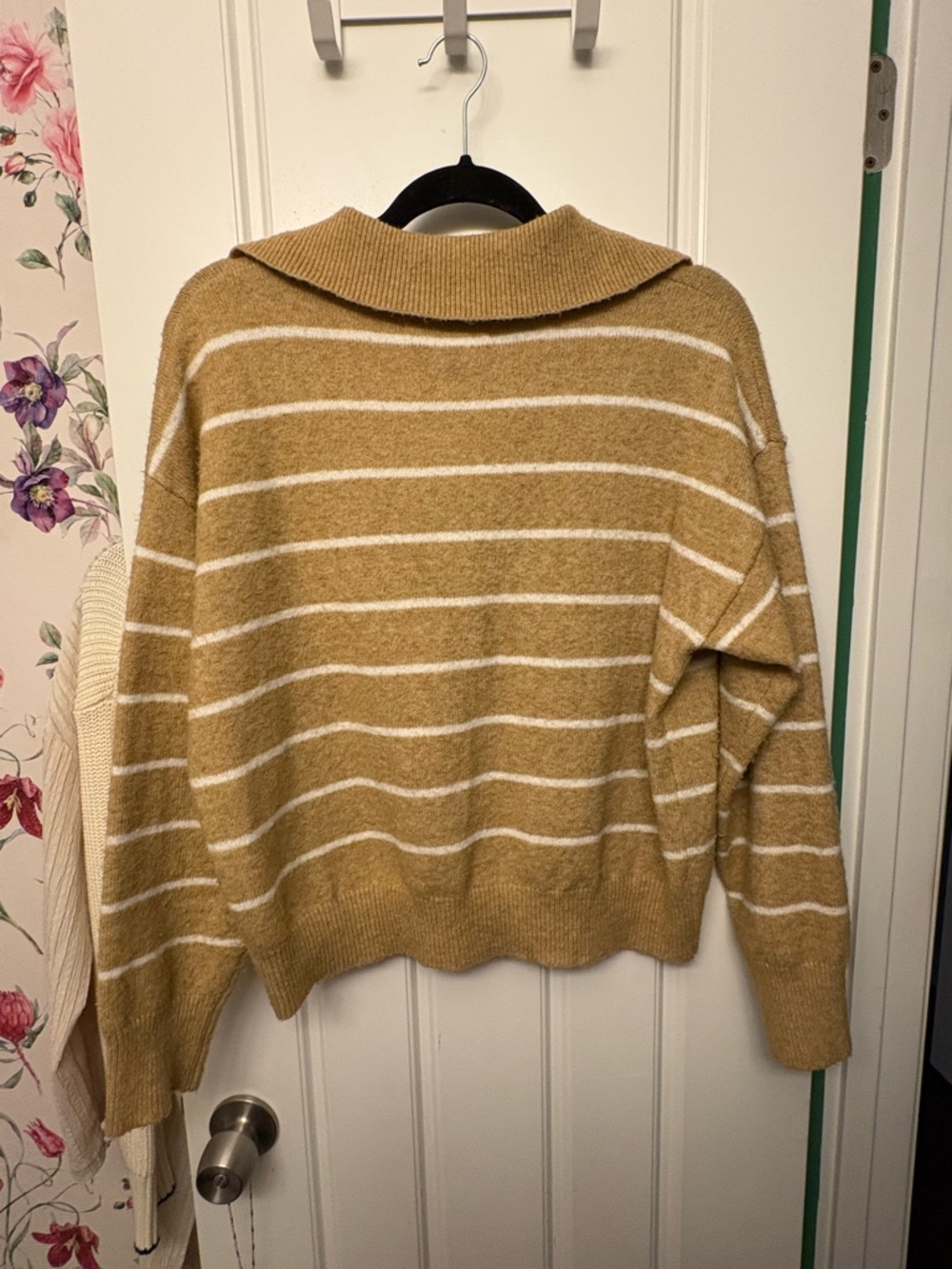 Elodie Striped collar Dolman Sweater wool knit Size S tan white soft coastal - Picture 2 of 4